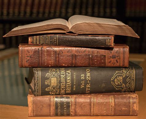 Encyclopaedia Britannica .